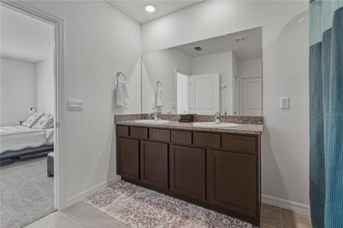 Villa ou maison à vendre à Zephyrhills, Floride: 4 chambres, 172.05 m2 № 2237114 - photo 21