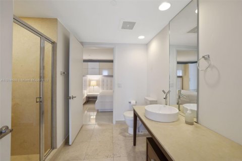 Condo in Miami, Florida, 2 bedrooms  № 1864718 - photo 26