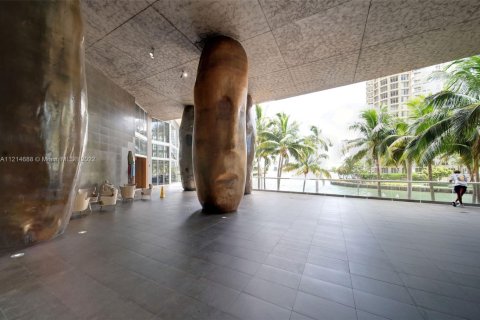 Condo in Miami, Florida, 2 bedrooms  № 1864718 - photo 30