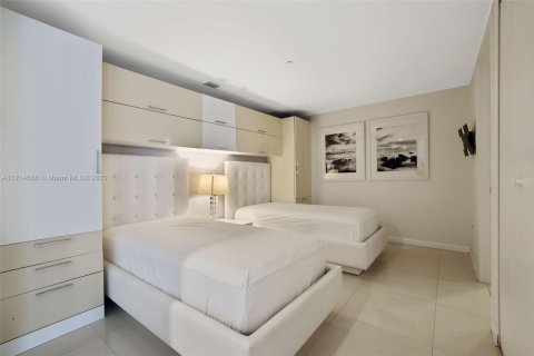 Condo in Miami, Florida, 2 bedrooms  № 1864718 - photo 27
