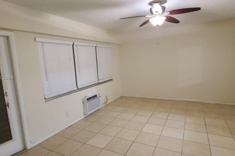 Copropriété à vendre à Boca Raton, Floride: 1 chambre, 66.89 m2 № 1940676 - photo 3