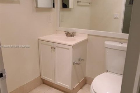 Copropriété à vendre à Boca Raton, Floride: 1 chambre, 66.89 m2 № 1940676 - photo 12