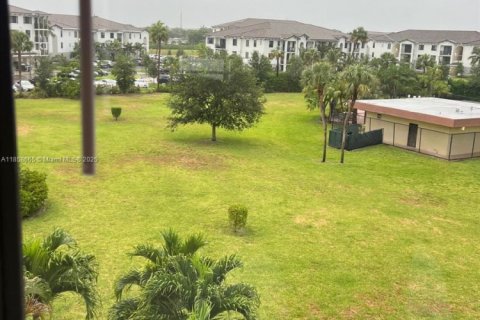 Condo in Boca Raton, Florida, 2 bedrooms  № 1887538 - photo 2