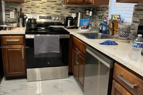 Condo in Boca Raton, Florida, 2 bedrooms  № 1887538 - photo 8