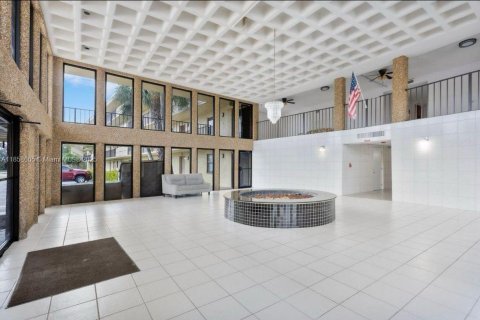 Condo in Boca Raton, Florida, 2 bedrooms  № 1887538 - photo 4