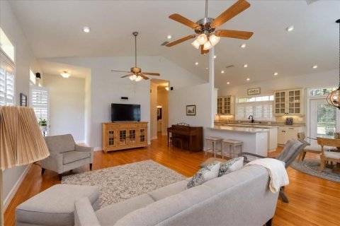 Casa en venta en Chiefland, Florida, 2 dormitorios, 152.08 m2 № 2383390 - foto 10