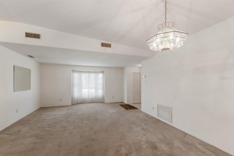 House in Bradenton, Florida 2 bedrooms, 142.23 sq.m. № 1690131 - photo 27