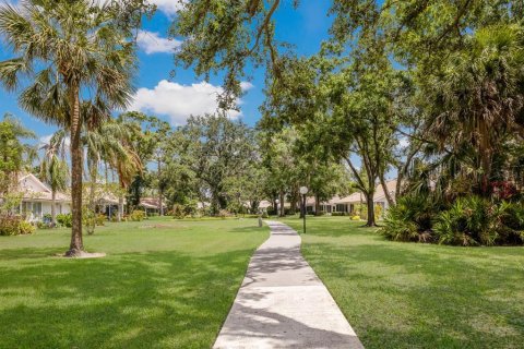 House in Bradenton, Florida 2 bedrooms, 142.23 sq.m. № 1690131 - photo 17