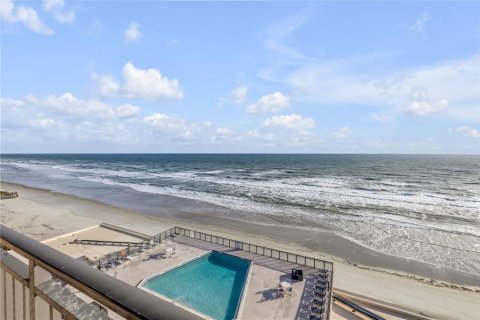 Condominio en New Smyrna Beach, Florida, 2 dormitorios  № 2202942