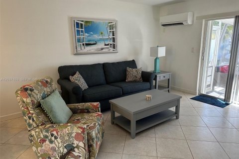 Condominio en venta en Marathon, Florida, 1 dormitorio, 60.94 m2 № 2154090 - foto 5