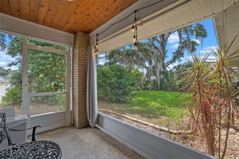 Casa en venta en Deltona, Florida, 3 dormitorios, 158.03 m2 № 1745301 - foto 4