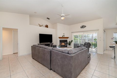 Casa en venta en Port Charlotte, Florida, 3 dormitorios, 173.45 m2 № 1630103 - foto 10