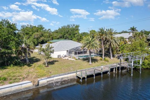 Casa en venta en Port Charlotte, Florida, 3 dormitorios, 173.45 m2 № 1630103 - foto 29
