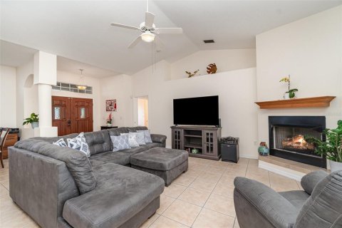 Casa en venta en Port Charlotte, Florida, 3 dormitorios, 173.45 m2 № 1630103 - foto 9