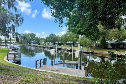 Condo in Crystal River, Florida, 2 bedrooms  № 1681987 - photo 6