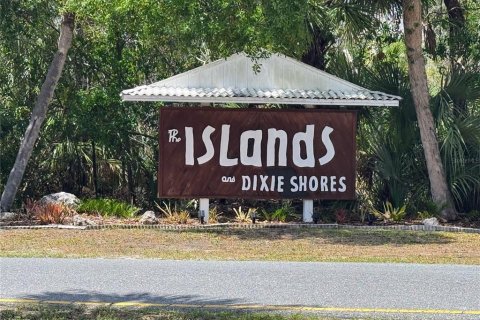 Condo in Crystal River, Florida, 2 bedrooms  № 1681987 - photo 23