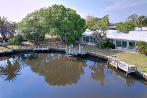 Condo in Crystal River, Florida, 2 bedrooms  № 1681987 - photo 12