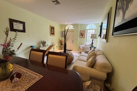 Townhouse in Miramar, Florida 4 bedrooms, 168.62 sq.m. № 2085189 - photo 7