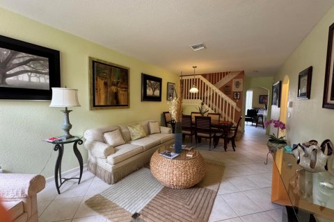 Townhouse in Miramar, Florida 4 bedrooms, 168.62 sq.m. № 2085189 - photo 5