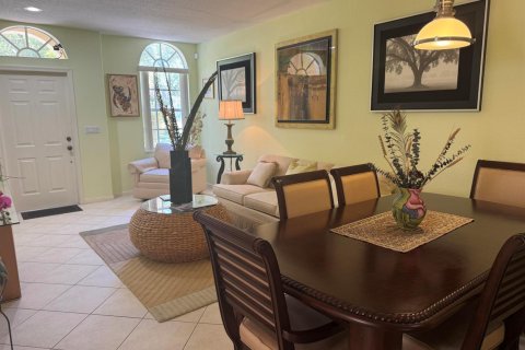 Townhouse in Miramar, Florida 4 bedrooms, 168.62 sq.m. № 2085189 - photo 13