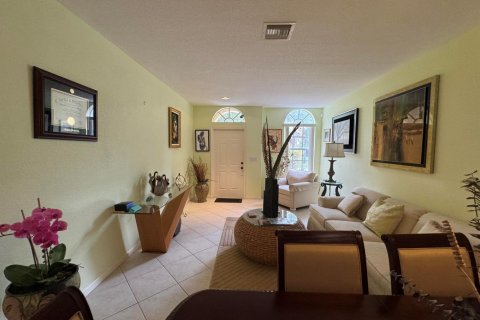 Townhouse in Miramar, Florida 4 bedrooms, 168.62 sq.m. № 2085189 - photo 8