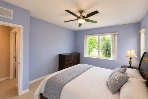 Townhouse in Miramar, Florida 4 bedrooms, 168.62 sq.m. № 2085189 - photo 25