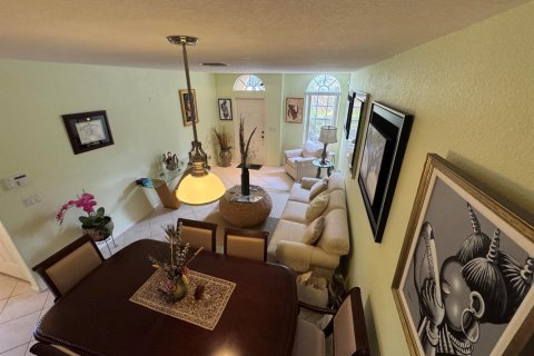 Townhouse in Miramar, Florida 4 bedrooms, 168.62 sq.m. № 2085189 - photo 10