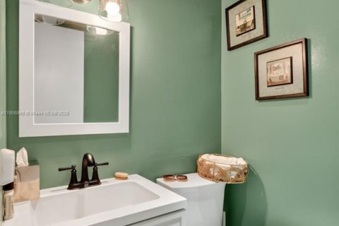 Copropriété à vendre à Palm Springs, Floride: 1 chambre, 70.98 m2 № 1957038 - photo 14