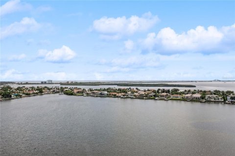 Copropriété à vendre à Saint Petersburg, Floride: 2 chambres, 157.93 m2 № 1444834 - photo 24