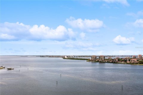 Copropriété à vendre à Saint Petersburg, Floride: 2 chambres, 157.93 m2 № 1444834 - photo 25