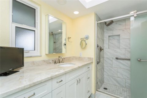 Copropriété à vendre à Saint Petersburg, Floride: 2 chambres, 157.93 m2 № 1444834 - photo 18