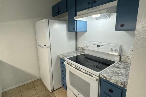 Copropriété à louer à Gainesville, Floride: 4 chambres, 109.35 m2 № 2330572 - photo 3
