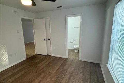 Copropriété à louer à Gainesville, Floride: 4 chambres, 109.35 m2 № 2330572 - photo 9