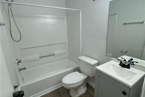 Copropriété à louer à Gainesville, Floride: 4 chambres, 109.35 m2 № 2330572 - photo 6