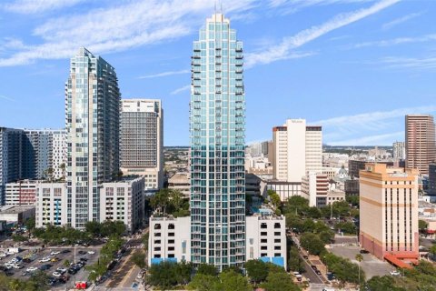Condo in Tampa, Florida, 1 bedroom  № 1603100 - photo 4
