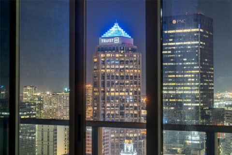 Condo in Tampa, Florida, 1 bedroom  № 1603100 - photo 20