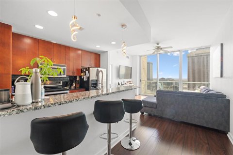 Condo in Tampa, Florida, 1 bedroom  № 1603100 - photo 6