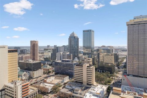 Condo in Tampa, Florida, 1 bedroom  № 1603100 - photo 29