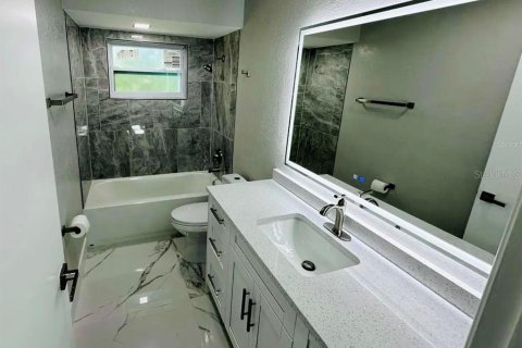 Villa ou maison à vendre à Port Charlotte, Floride: 3 chambres, 162.3 m2 № 2418812 - photo 9