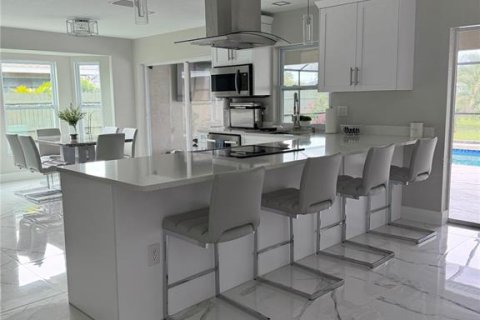 Villa ou maison à vendre à Port Charlotte, Floride: 3 chambres, 162.3 m2 № 2418812 - photo 3