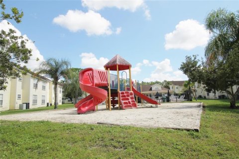 Condominio en venta en Kissimmee, Florida, 3 dormitorios, 113.34 m2 № 2102521 - foto 24