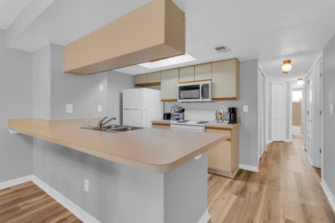 Condominio en venta en Kissimmee, Florida, 3 dormitorios, 113.34 m2 № 2102521 - foto 8