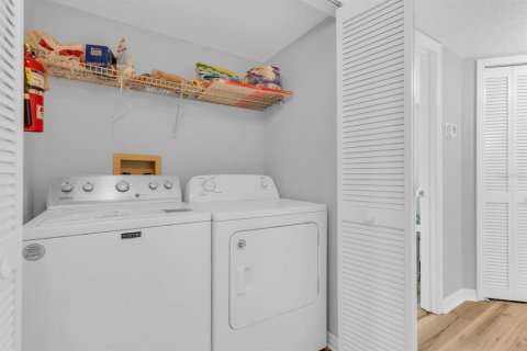 Condominio en venta en Kissimmee, Florida, 3 dormitorios, 113.34 m2 № 2102521 - foto 16