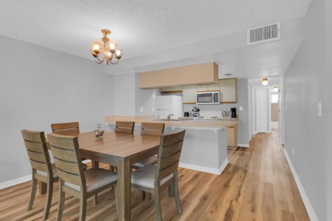 Condominio en venta en Kissimmee, Florida, 3 dormitorios, 113.34 m2 № 2102521 - foto 5
