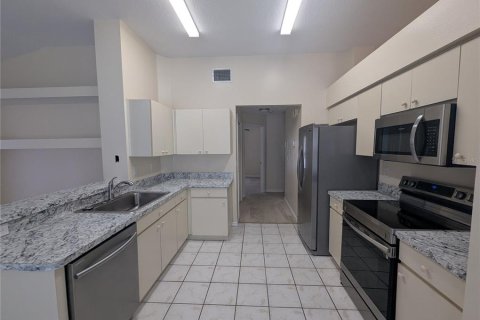 House in Valrico, Florida 3 bedrooms, 173.36 sq.m. № 1913002 - photo 8