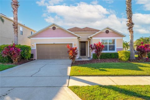 Villa ou maison à Winter Garden, Floride 3 chambres, 179.21 m2 № 2375570