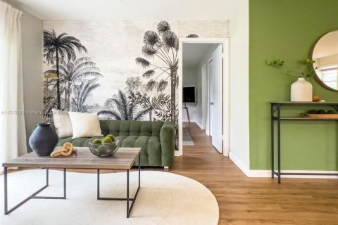 House in Cutler Bay, Florida 3 bedrooms, 109.9 sq.m. № 2035471 - photo 8