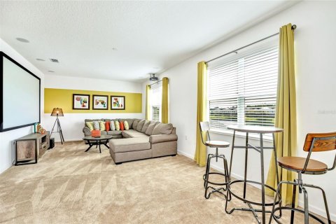 Villa ou maison à louer à Kissimmee, Floride: 6 chambres, 266.82 m2 № 2413439 - photo 15