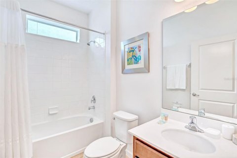 Villa ou maison à louer à Kissimmee, Floride: 6 chambres, 266.82 m2 № 2413439 - photo 19