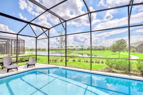 Villa ou maison à louer à Kissimmee, Floride: 6 chambres, 266.82 m2 № 2413439 - photo 26